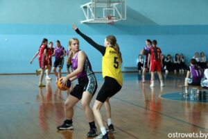 В Островце прошли соревнования Гродненской области по баскетболу 3х3 «Олимпийские дни баскетбола»